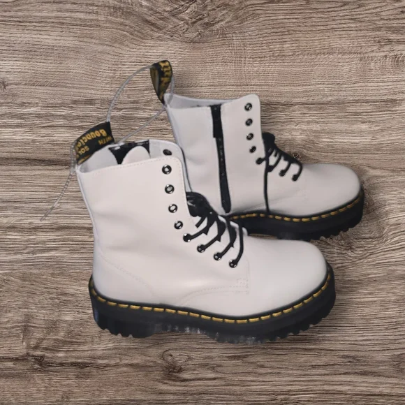 Dr. Martens Jadon Platform Boots New W/O Tag - Picture 3 of 5